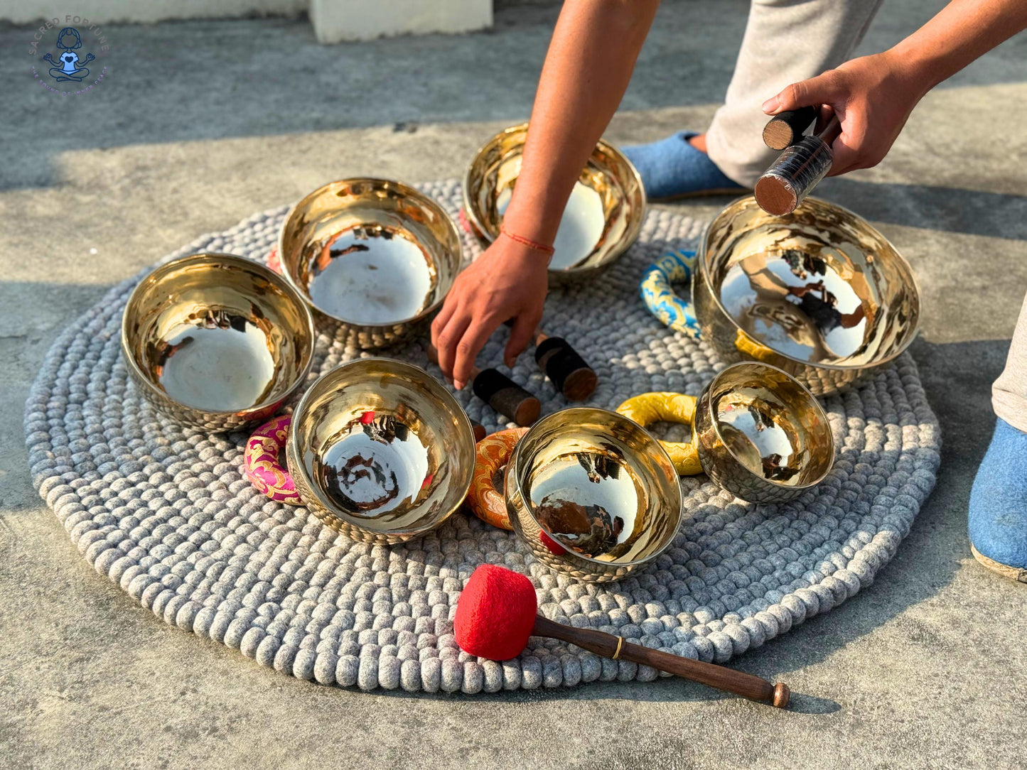 7-Piece Polished Singing Bowl Set – Handmade & Professionally Tuned | Chakra Sound Healing Bowls from Nepal
