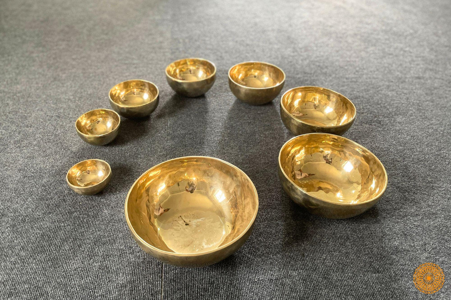 7 Chakra Healing Tibetan handmade Singing Bowl- Shiny Jambati Sets for  Meditation, Yoga and Sound Baths - Seven Chakra Bowls